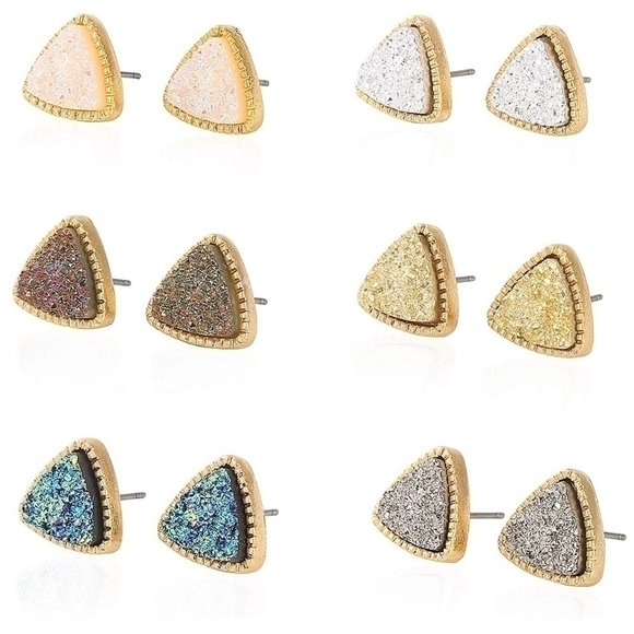 SALE💚 any 3 for $18 💚
 Druzy Stone Triangle Gold Studs - Picture 1 of 7